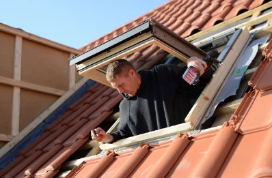Pose de fenêtres de toit Velux à Bardos